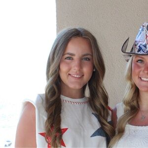 Meet your Posher, Kaitlyn